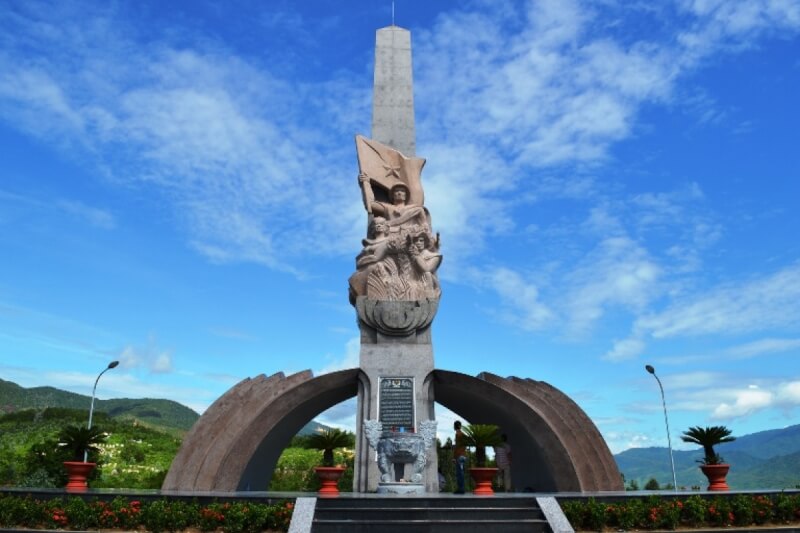 Khu tưởng niệm Chiến thắng Thượng Đức