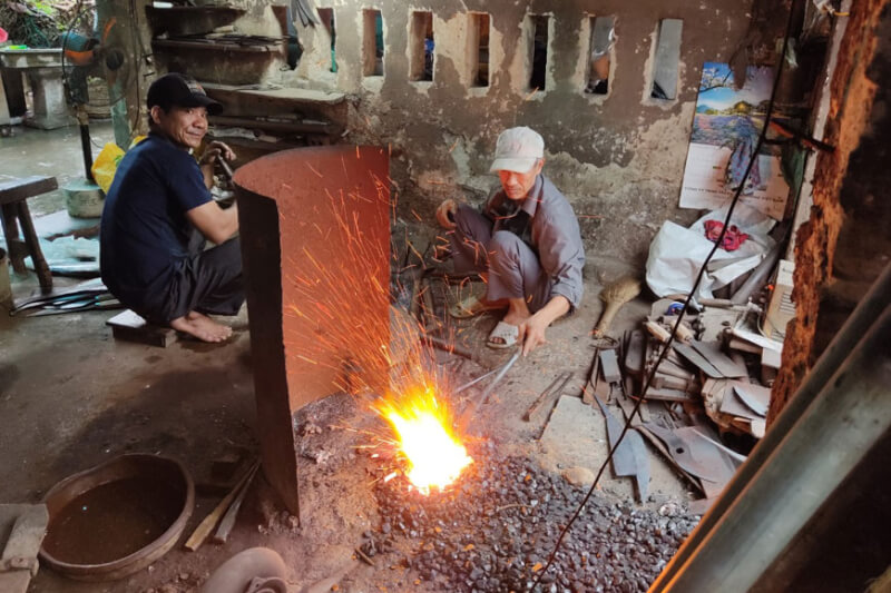 Lễ Hội làng Rèn Tây Phương Danh