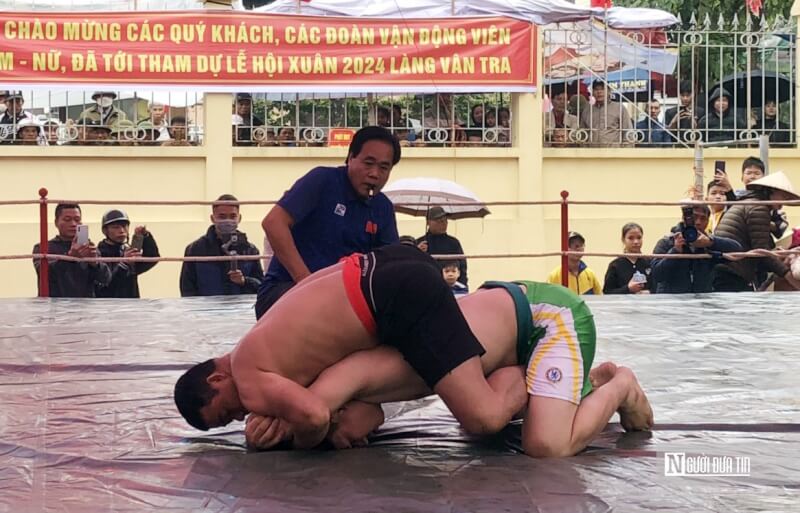 Van Tra village festival