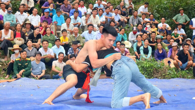 King Mai Temple Festival