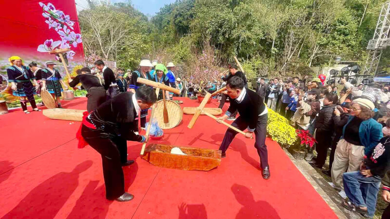 Gau Tao 축제(Grauk Taox Cha)