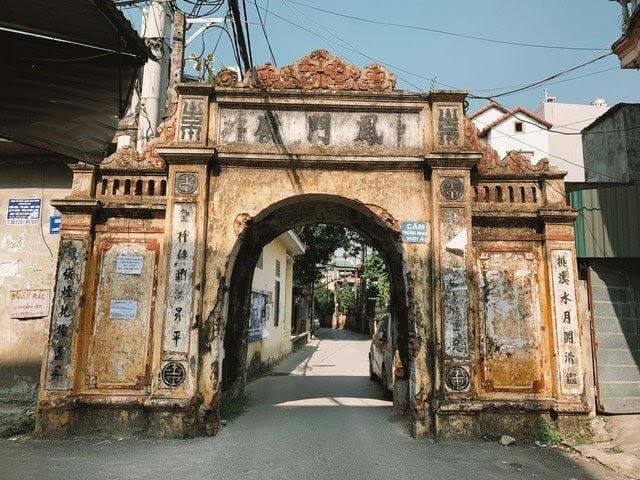 Lạc Bước Vào Ngôi Làng Cổ Tây Mỗ Đậm Chất Hoài Niệm