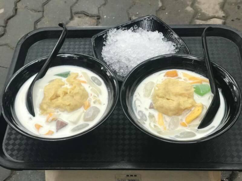 Ghé 12A Thể Giao Thưởng Thức Bát Chè Sầu Béo Ngậy