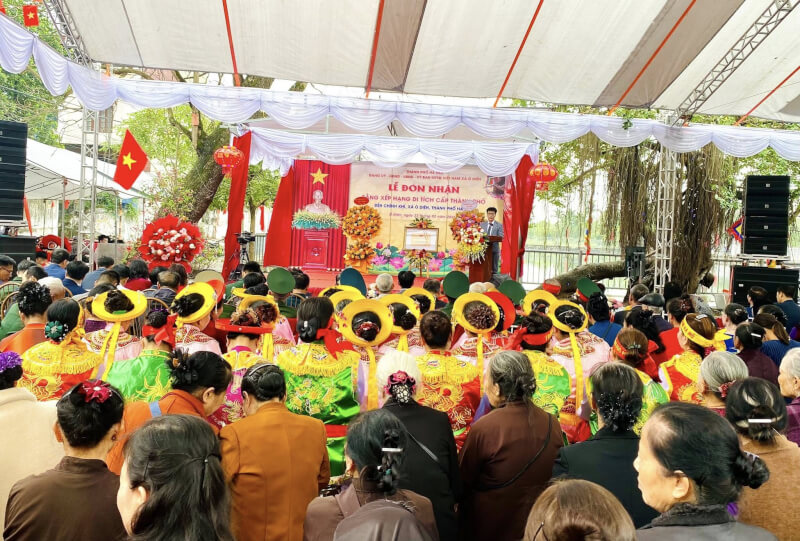 Đan Phượng Có Gì? Khám Phá Ngay Di Tích Lịch Sử Đền Chính Khí