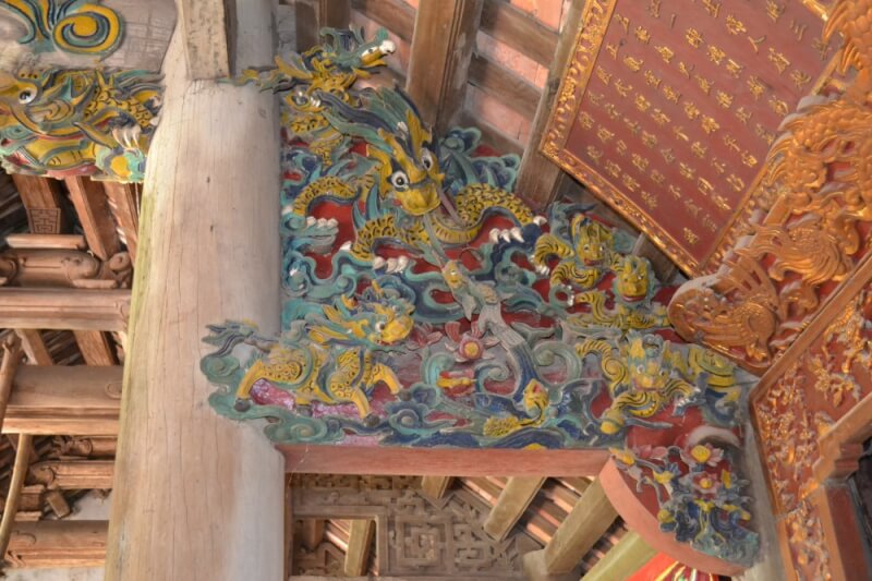 Đền Đông Hội: Dấu Ấn Nghệ Thuật Chạm Khắc Đá Thời Nguyễn