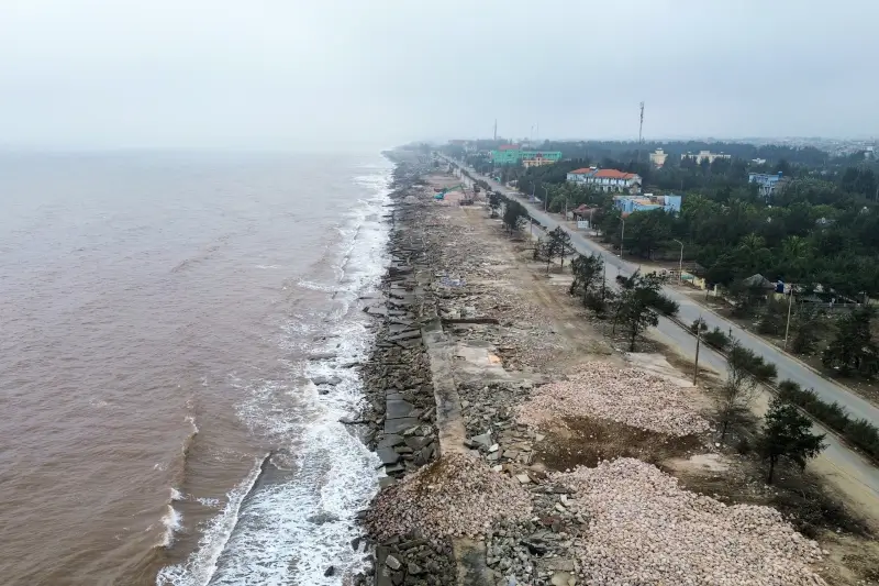 Chuyến Đi Trốn Cực Chill Tại Bãi Biển Thịnh Long Hoang Sơ