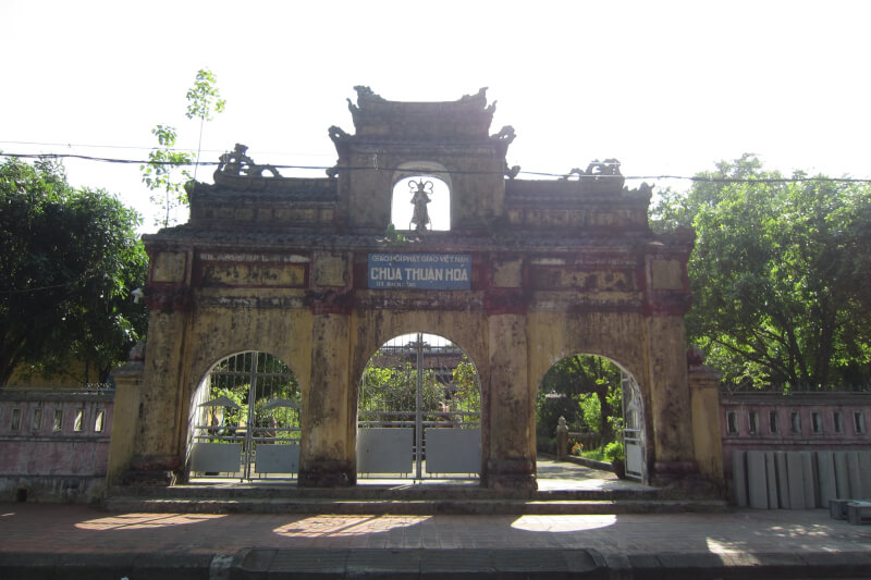 Dấu Ấn Ngự Đề Của Các Bậc Quân Chủ Tại Ngôi Chùa Ông Cổ Kính