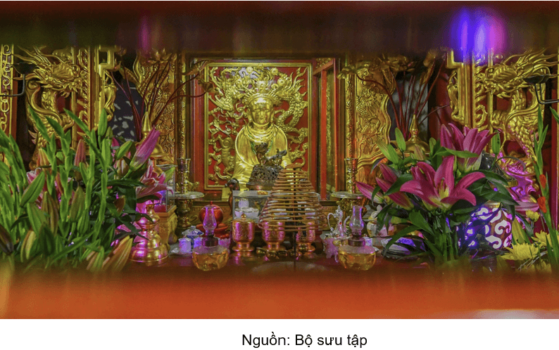 Tương truyền, thời nhà Lý, tại làng Quả Cảm có một cô gái xinh đẹp, tài giỏi