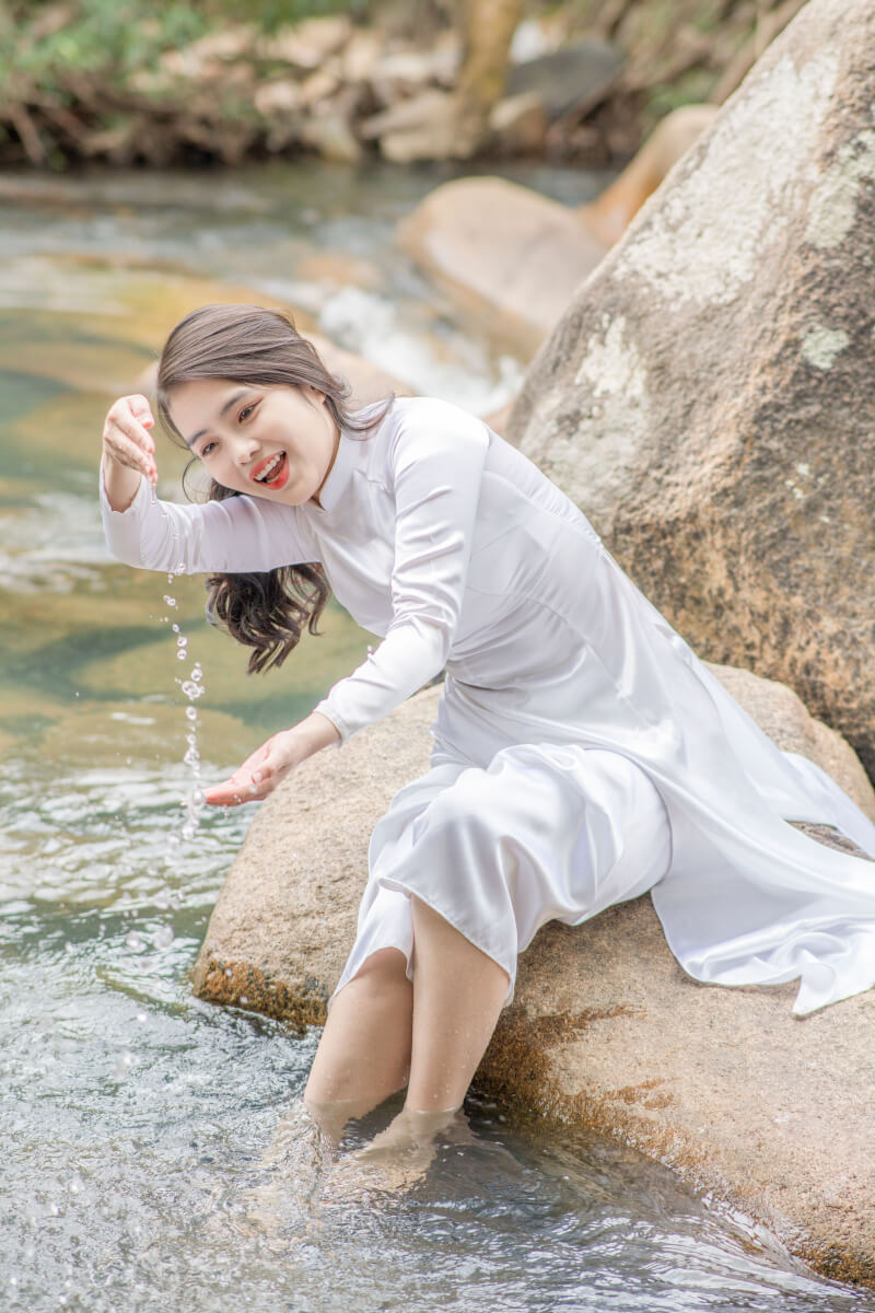 Việt Trì về đêm