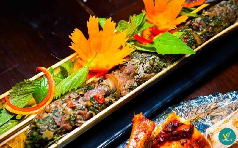 Thịt bò nướng ống tre