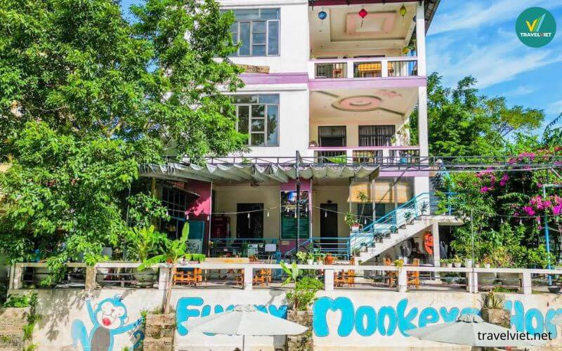 Funny Monkeys Homestay