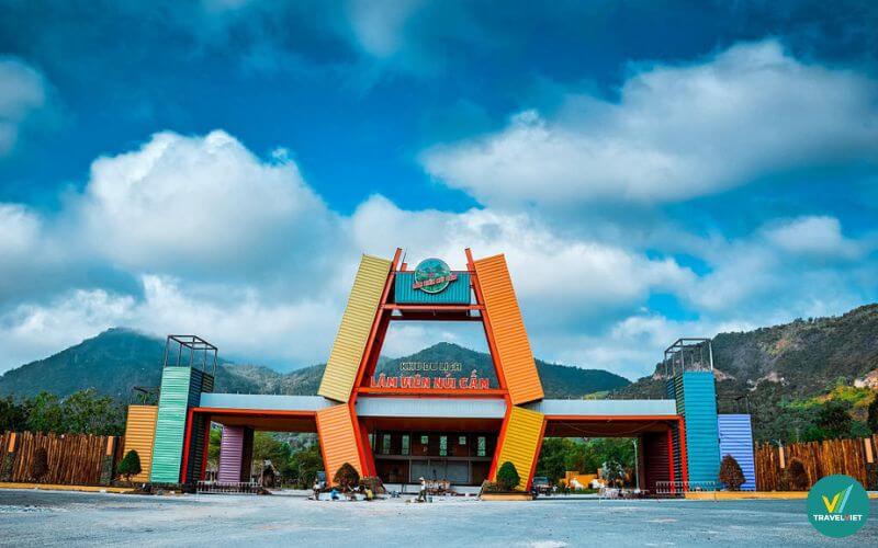 Khu du lịch Lâm Viên Núi Cấm