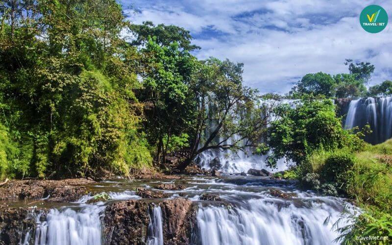 Khu dịch vụ sinh thái Thác Mơ