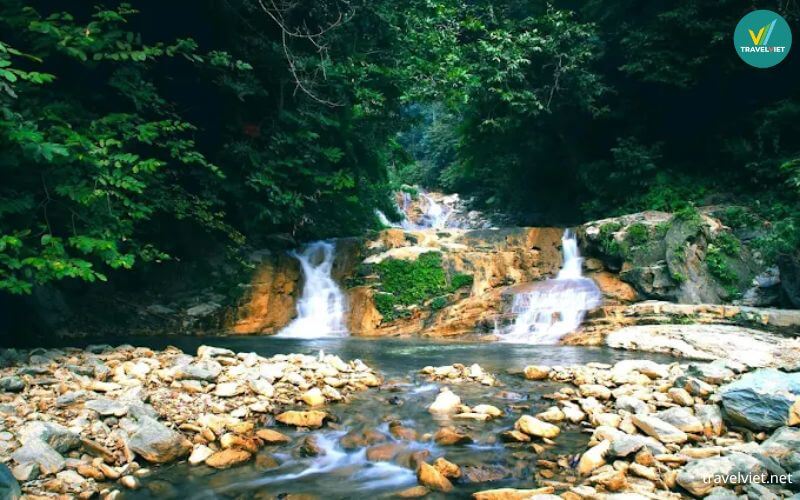 Khu Sinh Thái Thác Giềng