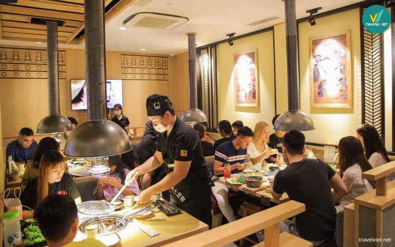 Nhà hàng GoGi House