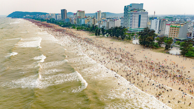 Ideal time to travel to Sam Son beach