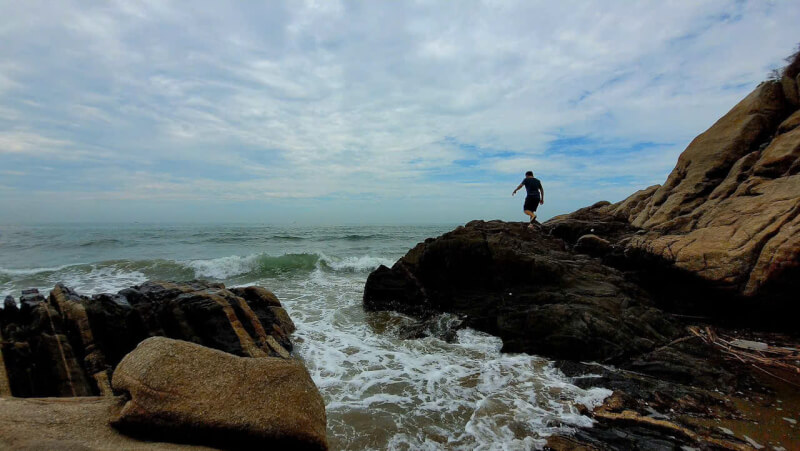 Sam Son Heaven's Gate