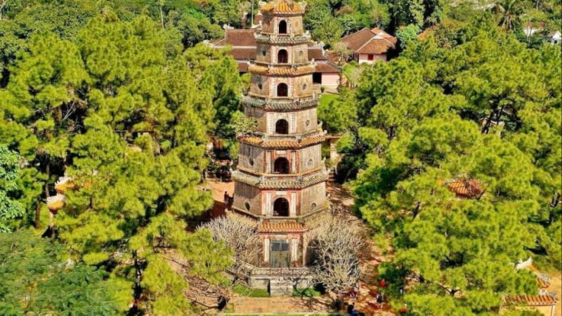 Tháp Phước Duyên