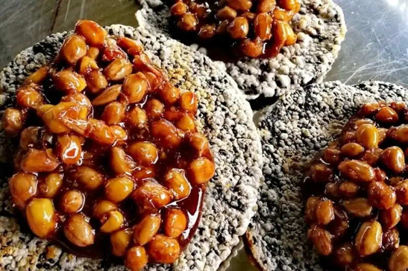 Kẹo cu đơ - Đặc sản Nghệ An mua làm quà