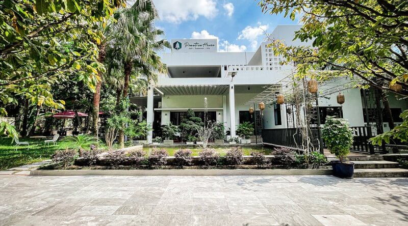 Pinetree House Restaurant