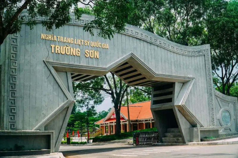 长山光智烈士陵园