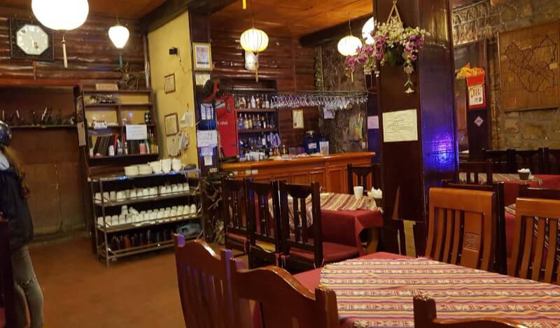 Nhà hàng Hoa Đồng Tiền