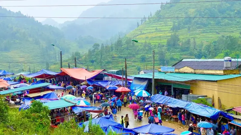 Khám phá chợ Mường Hum